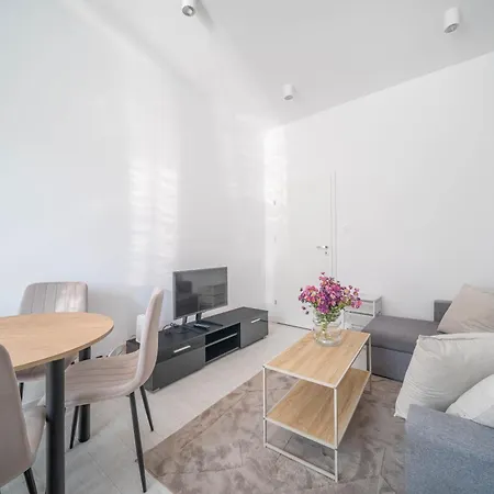 Apartman Grzybowska Center Varsó