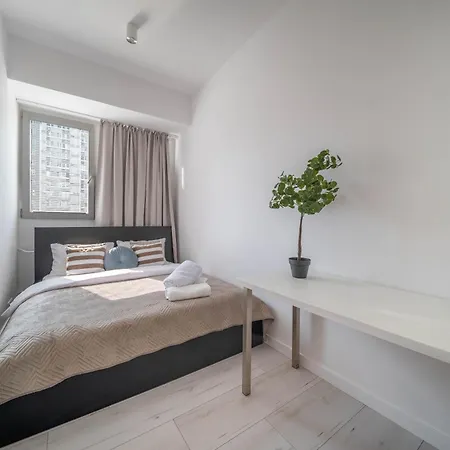 Apartman Grzybowska Center Varsó